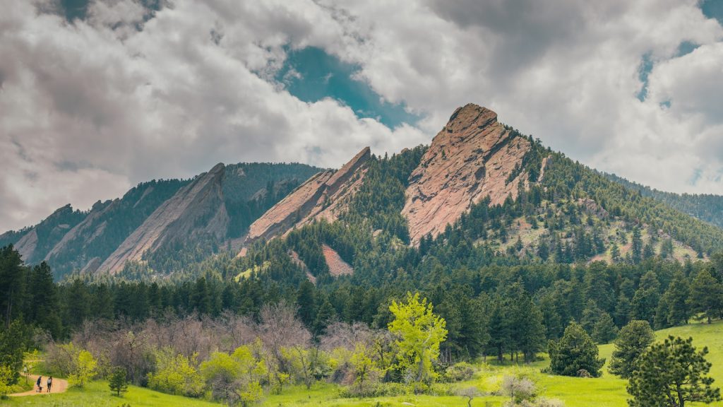 Boulder Metro Young Life - Buff Classic