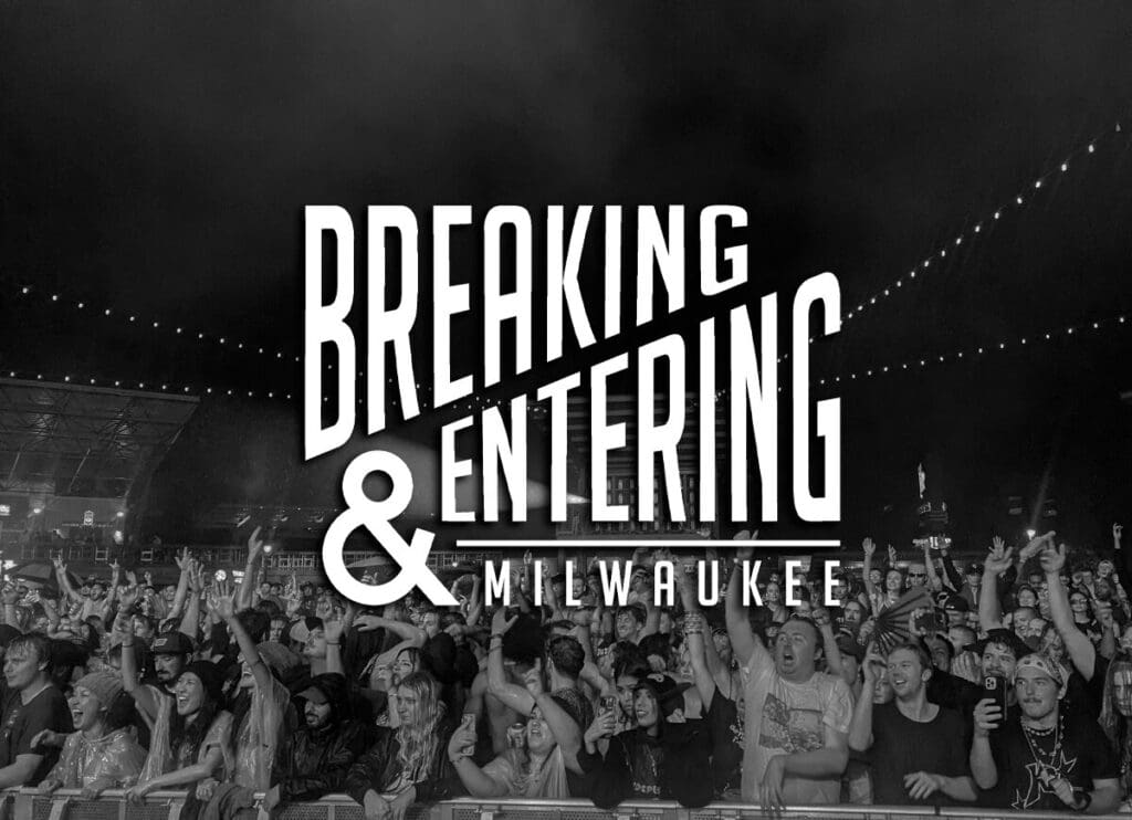 The_Naked_Pumpkinheads:_Uncovering_the_Controversial_Tradition_of_Boulders_Annual_Halloween_Run