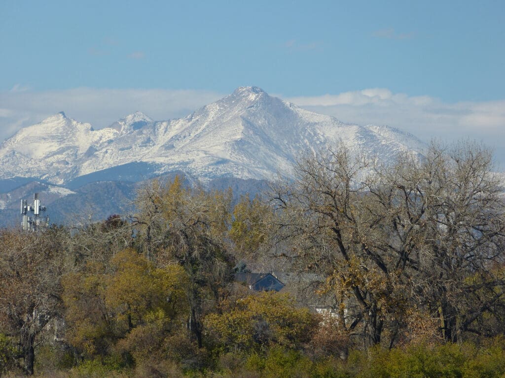 Boulder Post Snow: Waneka Spectacle As Always! Looking over Waneka to the divide after snow