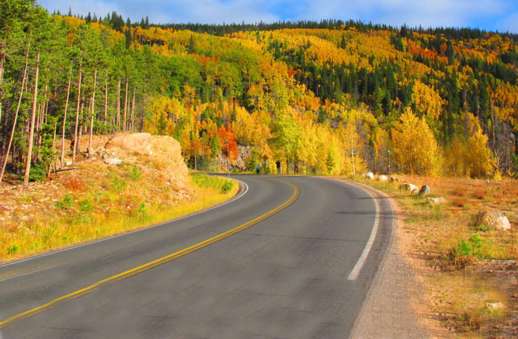 Navigating_the_Fastest_Routes:_Getting_from_Boulder_to_Denver_International_Airport_in_Record_Time