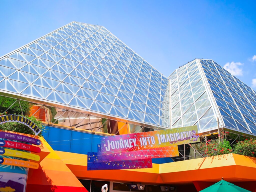 The_Rise_and_Fall_of_the_Boulder_Theater:_A_Historic_Journey_Through_Time